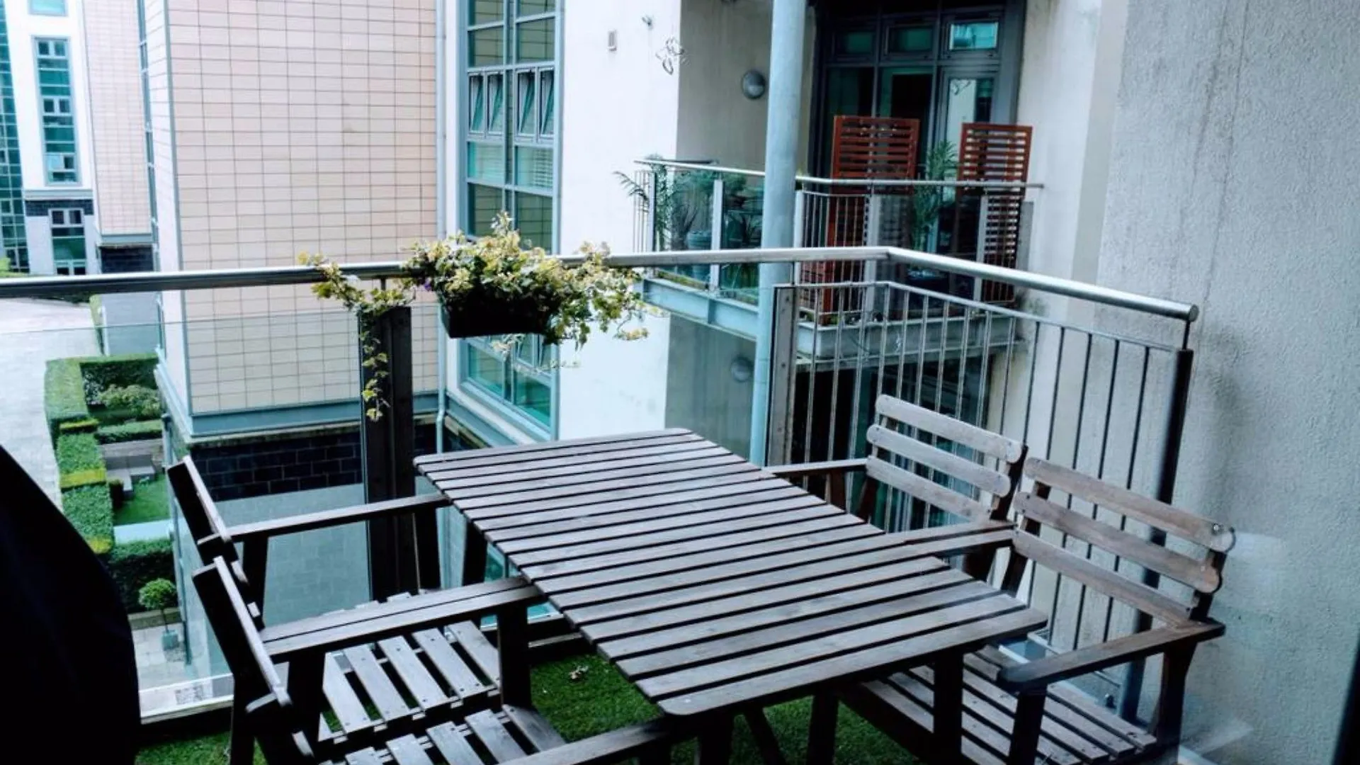 2 Bedroom Apartment With Sea View Sleeps 4 Edinburgh