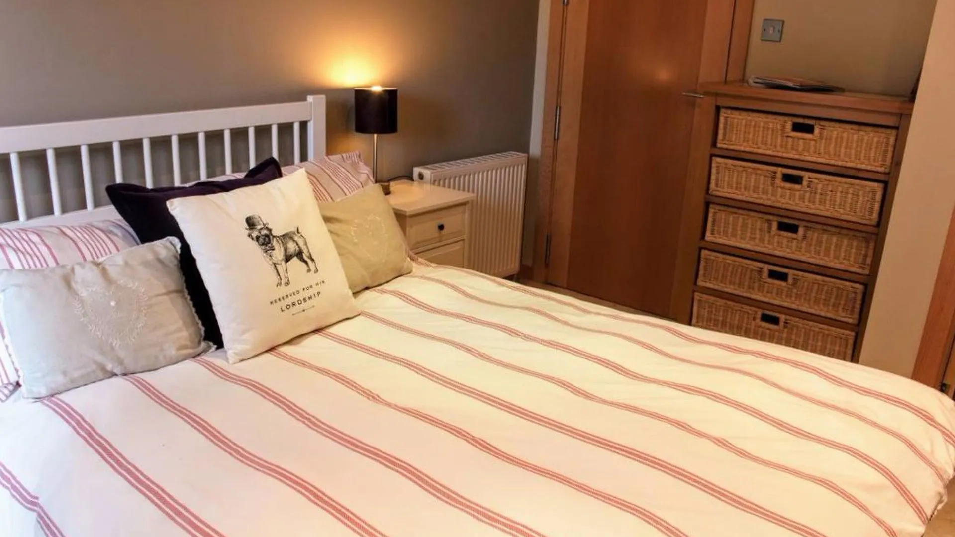 2 Bedroom Apartment With Sea View Sleeps 4 Edinburgh 0*,  Velká Británie